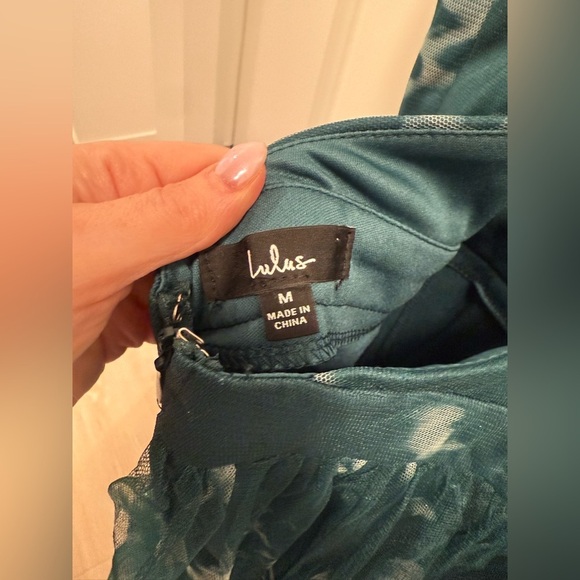 Lulu’s Elegant Moment Emerald Green Tie-Dye Backless Maxi Dress Size Medium - Picture 8 of 8